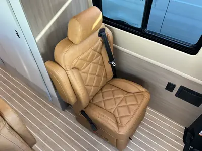 2027 Entegra Coach Insignia photo 6