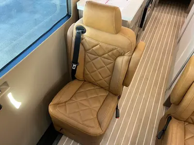 2027 Entegra Coach Insignia photo 11