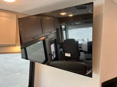 2027 Thor Motor Coach A.C.E. photo 17