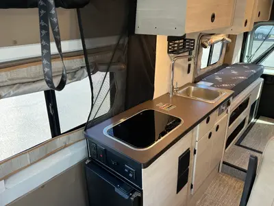 2027 Winnebago Solis photo 11
