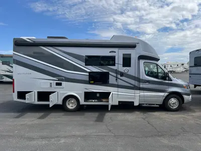 2027 Tiffin Motorhomes Wayfarer photo 26