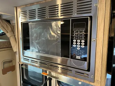 2027 Winnebago View photo 10