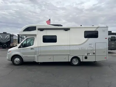2027 Winnebago View photo 27