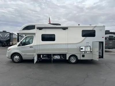 2027 Winnebago View photo 28