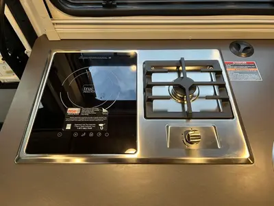 2027 Winnebago View photo 11