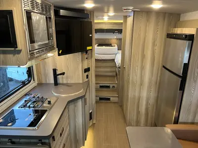 2027 Winnebago View photo 5