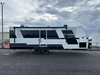 2027 Brinkley Model I photo 27