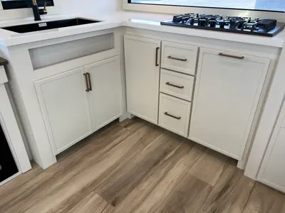 2027 Brinkley Model I photo 17