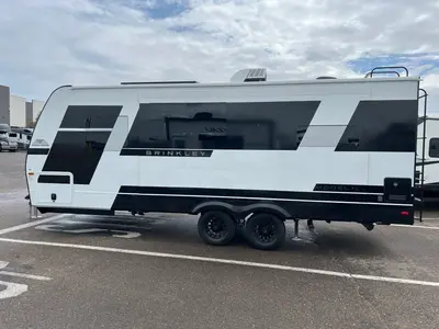 2027 Brinkley Model I photo 24