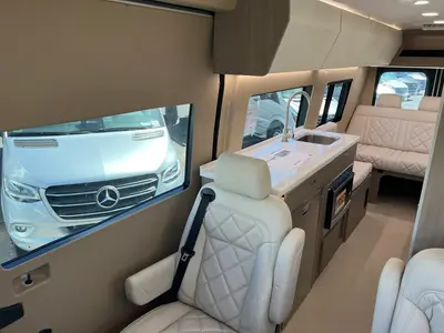2027 Entegra Coach Insignia photo 10