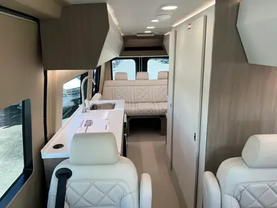 2027 Entegra Coach Insignia photo 4