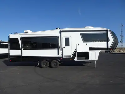 2027 Brinkley Model Z photo 29