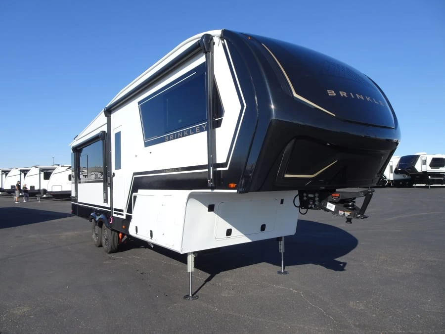 2027 Brinkley Model Z exterior