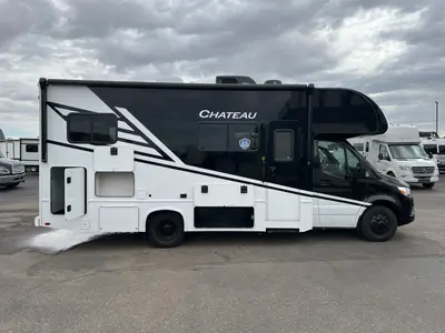 2027 Thor Motor Coach Chateau Sprinter photo 23