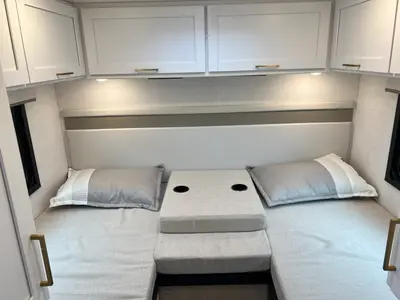 2027 Thor Motor Coach Chateau Sprinter photo 18