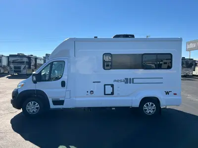 2027 Winnebago Resa IUH19DC photo 24