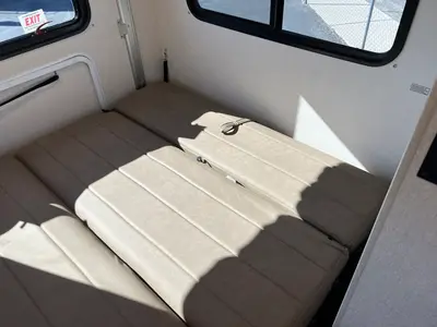 2027 Winnebago Resa IUH19DC photo 18