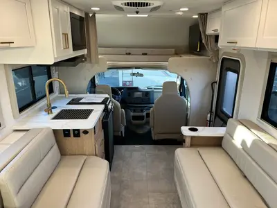 2027 Thor Motor Coach Chateau photo 3
