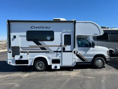 2027 Thor Motor Coach Chateau photo 22