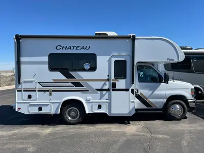 2027 Thor Motor Coach Chateau photo 21