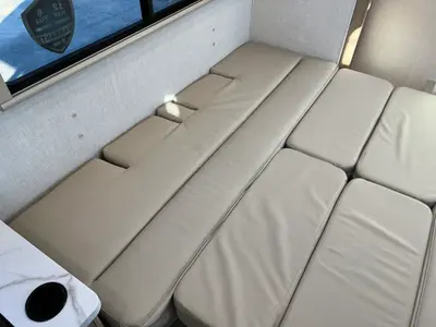 2027 Thor Motor Coach Chateau photo 14