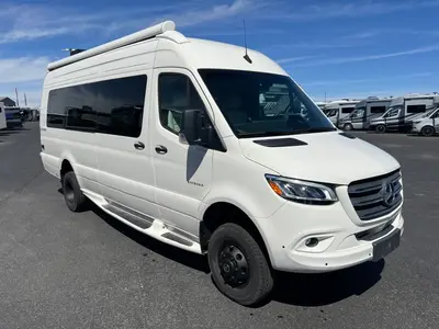 New 2027 Entegra Coach Insignia 24B