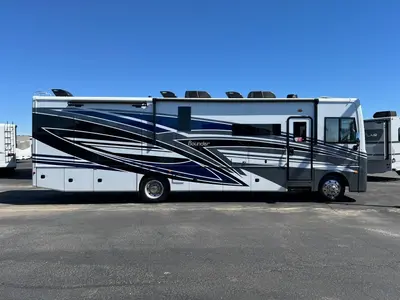 2027 Fleetwood Bounder photo 30