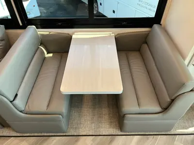 2027 Fleetwood Bounder photo 8
