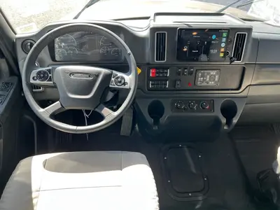 2027 Tiffin Motorhomes Allegro BAY photo 2