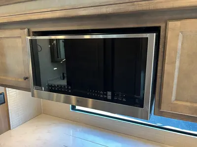 2027 Tiffin Motorhomes Allegro BAY photo 10
