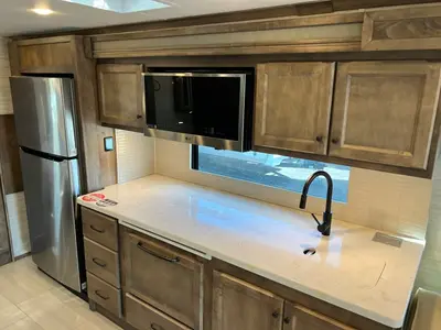2027 Tiffin Motorhomes Allegro BAY photo 8