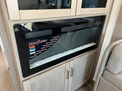 2027 Entegra Coach Vision XL photo 10