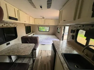 2018 COACHMEN CLIPPER ULTRA-LIGHT photo 4