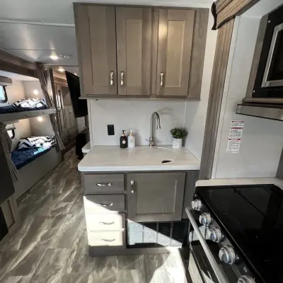 2024 Gulf Stream Conquest photo 44