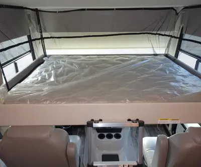 2023 Thor Motor Coach Hurricane photo 4