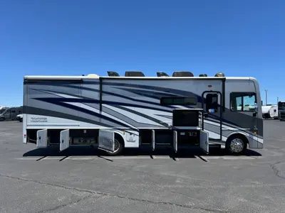 2024 Holiday Rambler Vacationer photo 30