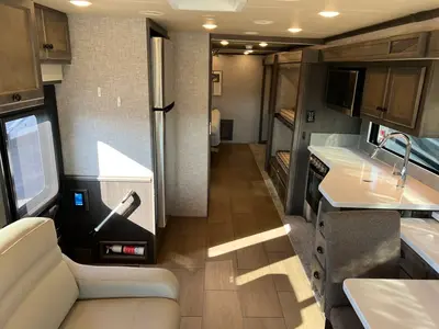 2023 Tiffin Motorhomes Allegro photo 5