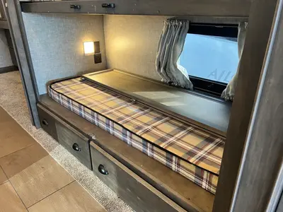 2023 Tiffin Motorhomes Allegro photo 20
