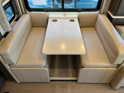 2023 Thor Motor Coach Palazzo photo 10