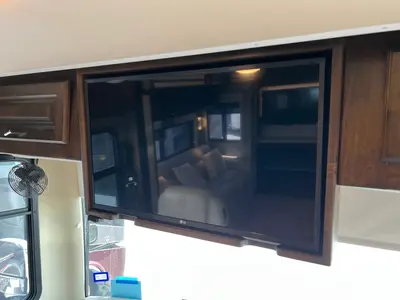 2019 Tiffin Motorhomes Allegro photo 4