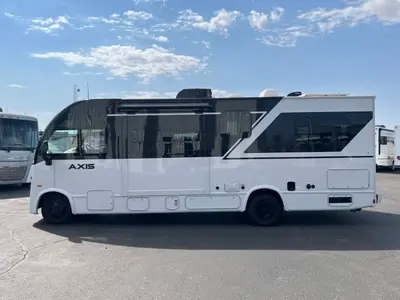 2026 Thor Motor Coach Axis photo 26