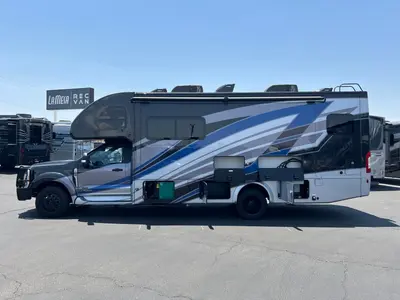 2024 Thor Motor Coach Omni photo 30