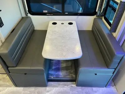 2024 Thor Motor Coach Omni photo 7