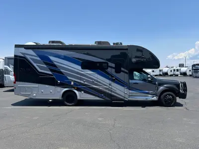 2024 Thor Motor Coach Omni photo 27