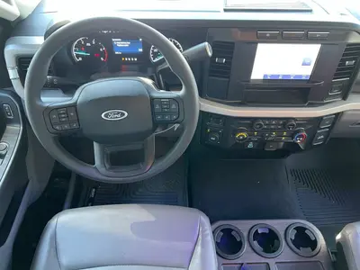 2024 Thor Motor Coach Omni photo 2