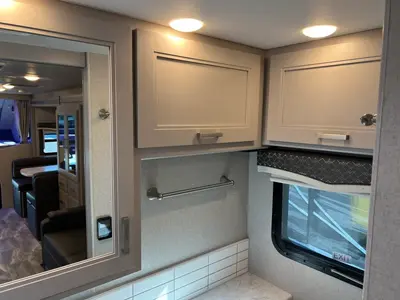 2024 Thor Motor Coach Omni photo 26