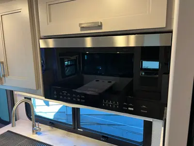 2024 Thor Motor Coach Omni photo 17