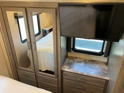 2023 Thor Motor Coach Four Winds photo 27