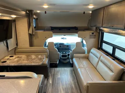 2023 Thor Motor Coach Four Winds photo 3