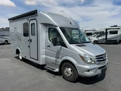 Used 2017 Pleasure Way Plateau XL XLMB